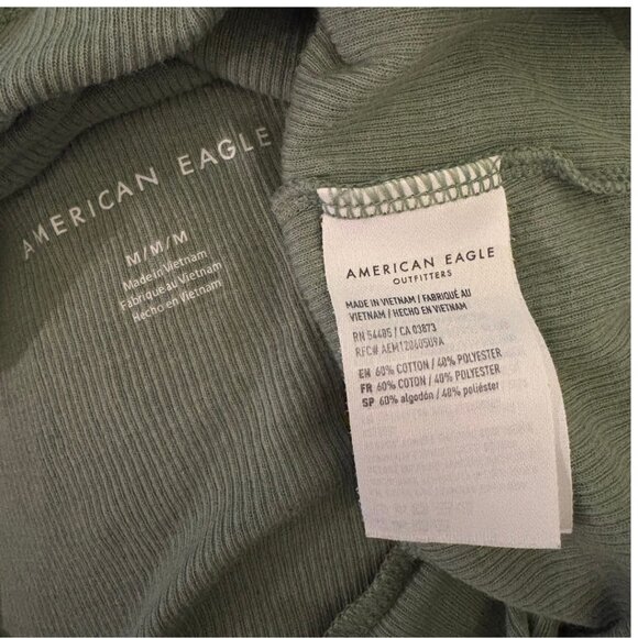 American Eagle Green Short Sleeve Off The Shoulder Top Blouse - Size Medium - Picture 9 of 9